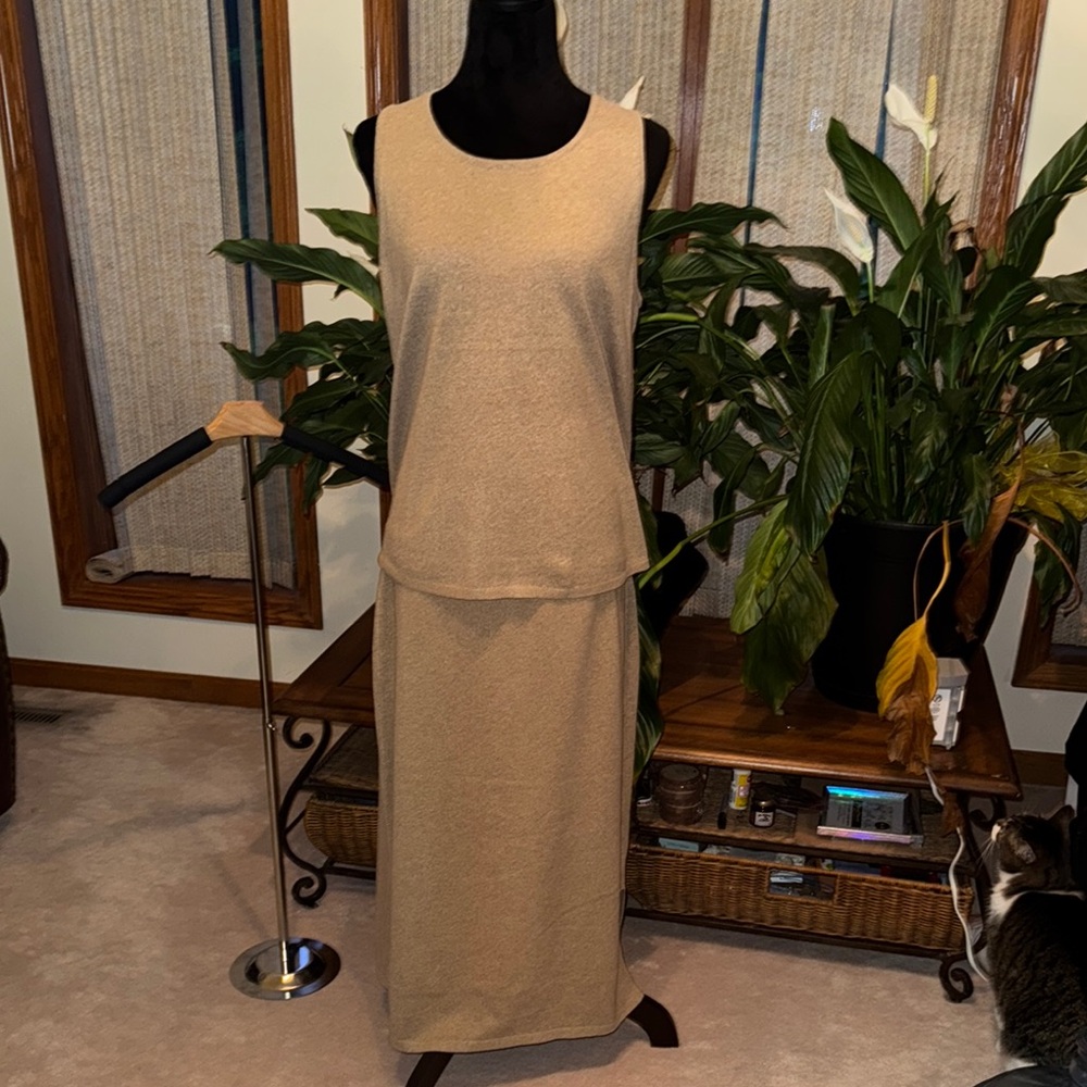 Vince Camuto Tan Skirt Set with Elegant Knit Design
